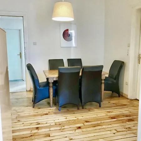 Charming 100m² Lejlighed