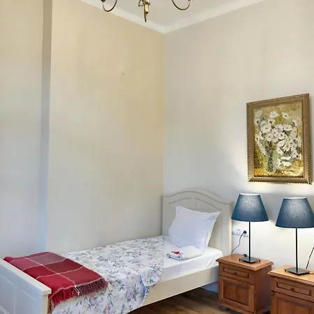 Charming 100m² Lejlighed